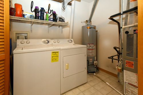 1908 Cherrywood Ct, Joliet IL 60435-3797 exterior