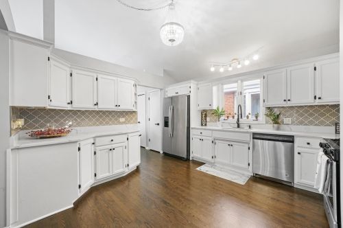 6729 64th Pl, Chicago IL  60638-4837 exterior