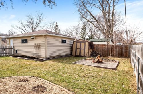 3495 68 St, South Saint Paul MN 55076-2141 exterior