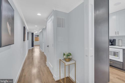 315 Patrick St, Alexandria VA 22314-2443 exterior