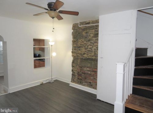 123 Levering St, Philadelphia PA 19127-1403 exterior