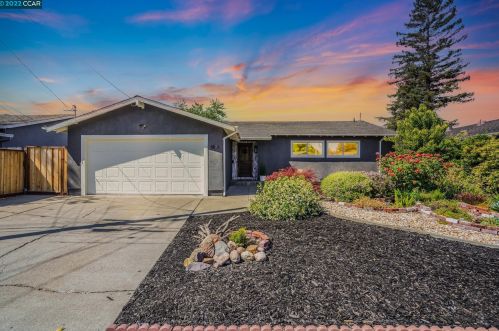 1871 Larkspur Ct, Concord CA exterior