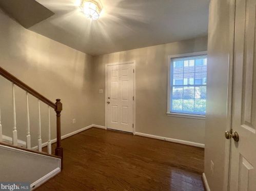 2450 Garnett Dr, Alexandria VA  22311-4908 exterior