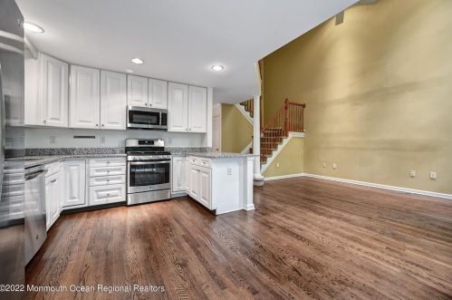 77 Ironwood Ct, Middletown NJ 07748-1917 exterior