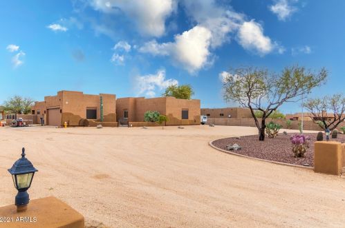 37405 16 St, Phoenix AZ 85086-6479 exterior