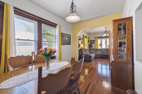 683 Johnstone St, Perth Amboy NJ 08861-3235 exterior