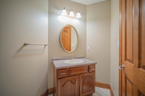 104 Fox Path, Moon Twp PA 15108-9779 exterior