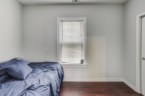 2947 Avers Ave, Chicago IL 60623-4543 exterior