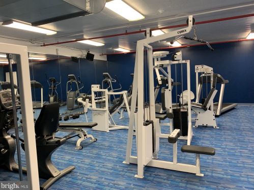 1324 Locust St, Philadelphia PA 19107-5604 exterior