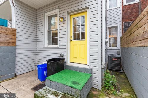 2059 Emily St, Philadelphia PA  19145-2822 exterior