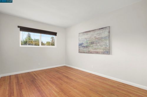 1872 Queens Rd, Concord CA  94519-1722 exterior