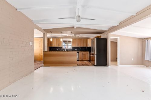 1211 Forgeus Ave, Tucson AZ  85716-3831 exterior