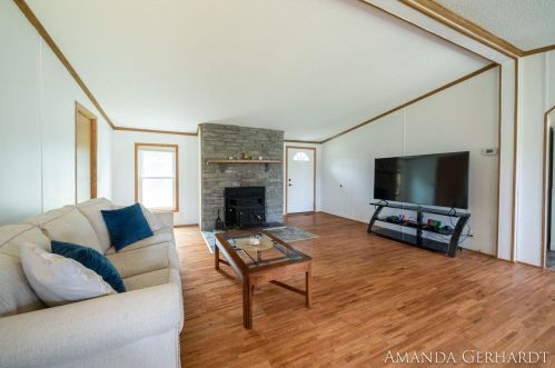 9913 Button Rd, Belding MI  48809-9720 exterior