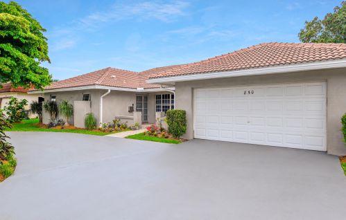 850 15th Ave, Boca Raton FL  33486-8442 exterior