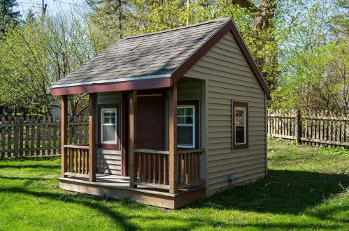 2441 111, Milwaukee WI 53226-4111 exterior