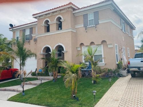 889 Curlew St, Perris, CA 92571-7706