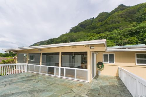 3449 Keahi Pl, Honolulu, HI 96822-1203