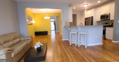 121 Hoover Ave, Princeton NJ 08540-4640 exterior