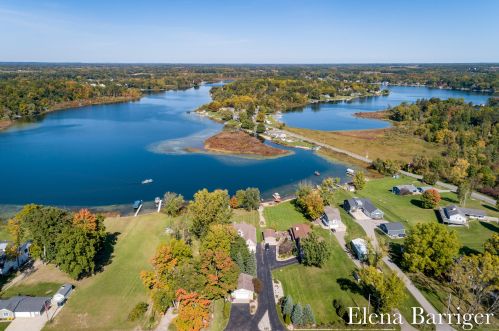 11591 Lally St, Lowell MI 49331-9471 exterior