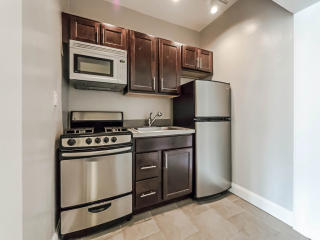 4157 Clarendon Ave, Chicago IL  60613-2268 exterior