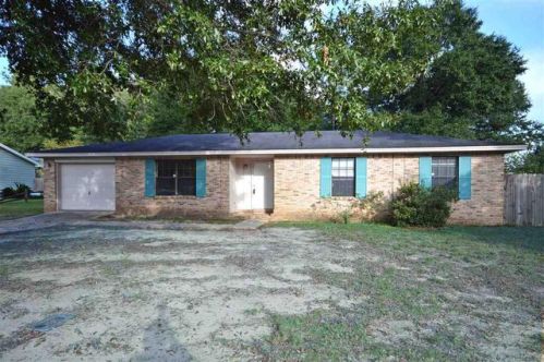 5528 Wesley Dr, Milton, FL 32570-8208