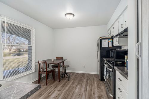 4762 Norfolk Cir, Kalamazoo MI  49024-3828 exterior