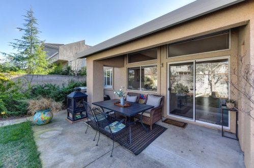 700 Diamond Glen Cir, Folsom CA 95630-3157 exterior