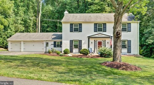 14403 Marine Dr, Silver Spring, MD 20905-5923