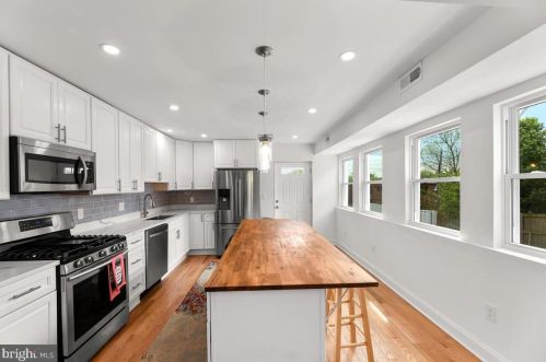 632 Chaplin St, Washington DC  20019-4245 exterior