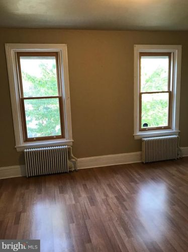 131 Tyler St, Trenton NJ 08609-2538 exterior