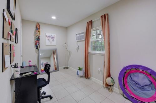 5835 Albert Dr, Humble TX 77396-2002 exterior