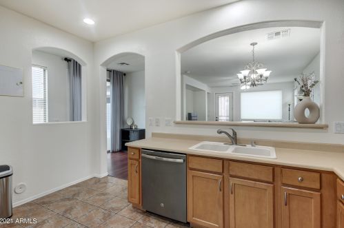 7429 19th St, Phoenix AZ  85042-5795 exterior