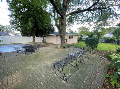 1613 Jones St, Joliet IL 60435-7515 exterior