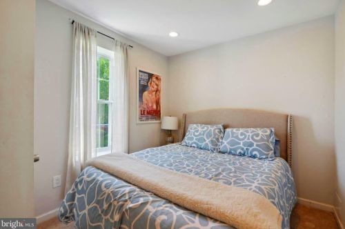 4205 Houghton St, Philadelphia PA  19128-1722 exterior