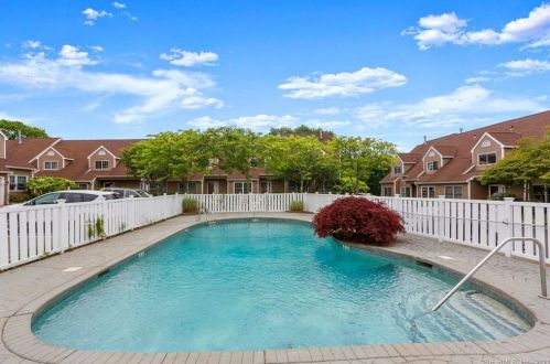 193 Hamilton Ave, Greenwich CT 06830-6100 exterior