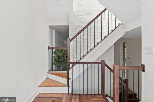 1429 Q St, Washington DC 20009-3808 exterior