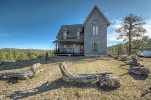 13520 Courtyard Pl, Keystone SD  57751-6635 exterior