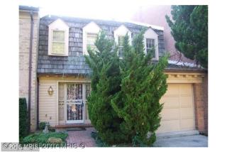 2348 Queen St, Arlington VA  22202-1549 exterior