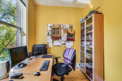 1240 Wolcott Ave, Chicago IL 60622-3883 exterior