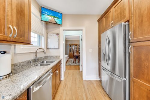 9553 Hoyne Ave, Chicago IL 60643-3320 exterior