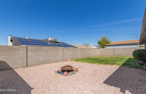 16418 30th Dr, Phoenix AZ  85045-2271 exterior