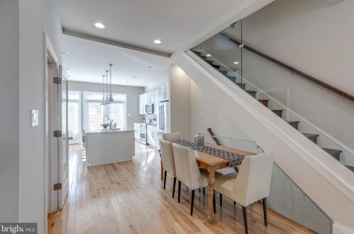 2308 Catharine St, Philadelphia PA 19143-1628 exterior