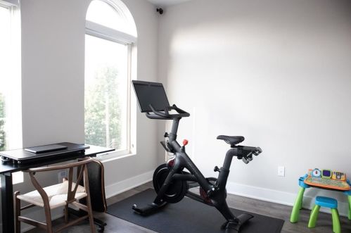 1215 Chelsea Cir, Atlanta, GA 30318-1268