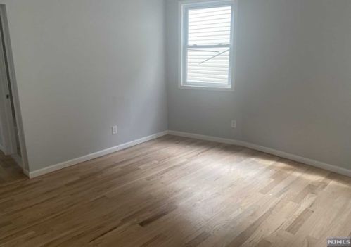 47 7th St, Newark NJ  07107-2027 exterior