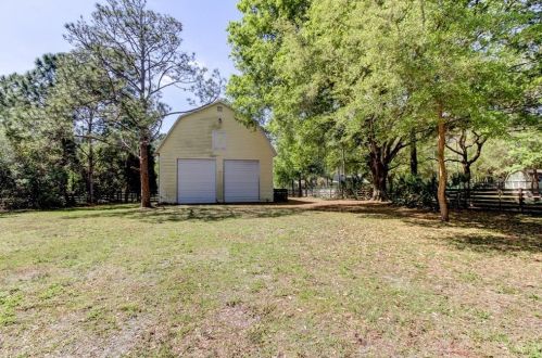 12216 Twin Br Acres Rd, Tampa FL 33626-3711 exterior