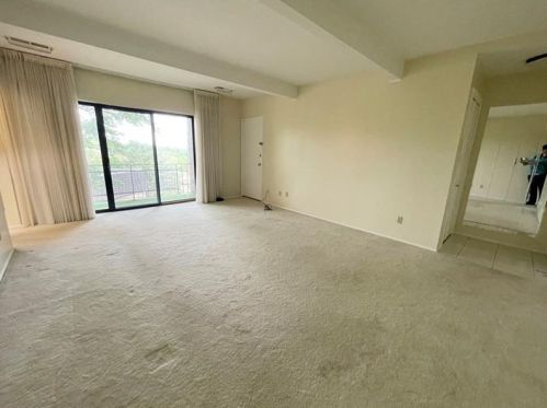 440 Abbeyville Rd, Pittsburgh, PA 15228-1748