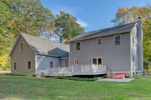 128 Tobacco St, Exeter CT 06249-1626 exterior