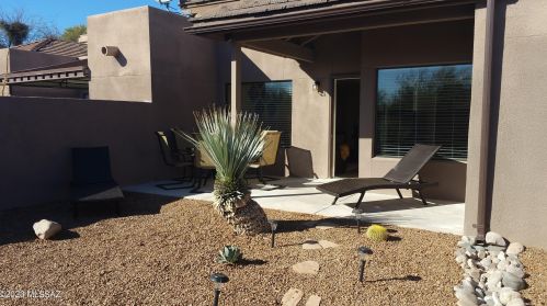 5800 Kolb Rd, Tucson AZ  14276-0908 exterior