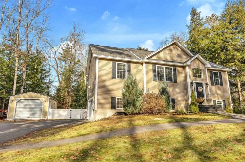 102 Bog Rd, Concord NH 03303-1008 exterior