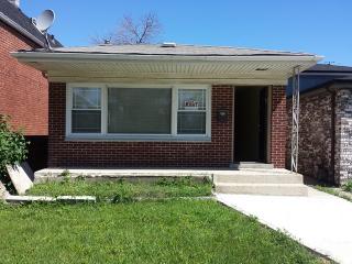 66 95th St, Chicago IL  60619-7239 exterior